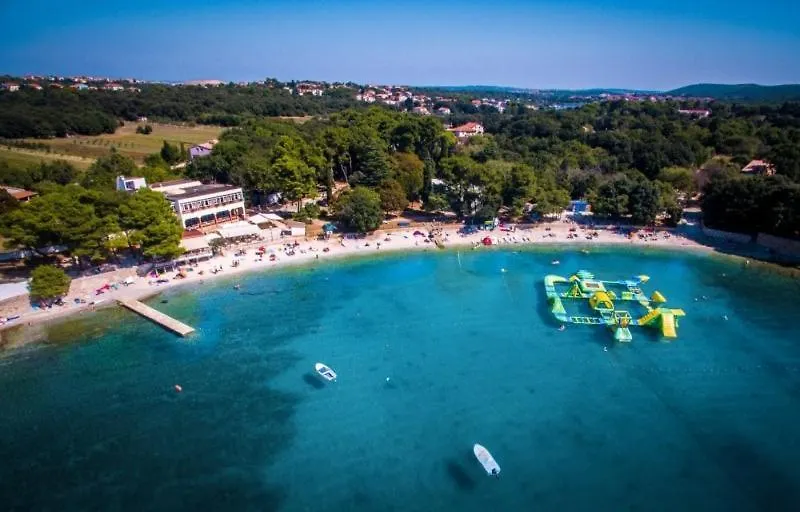Guest house Apartments Ljubica Banjol Rab Town